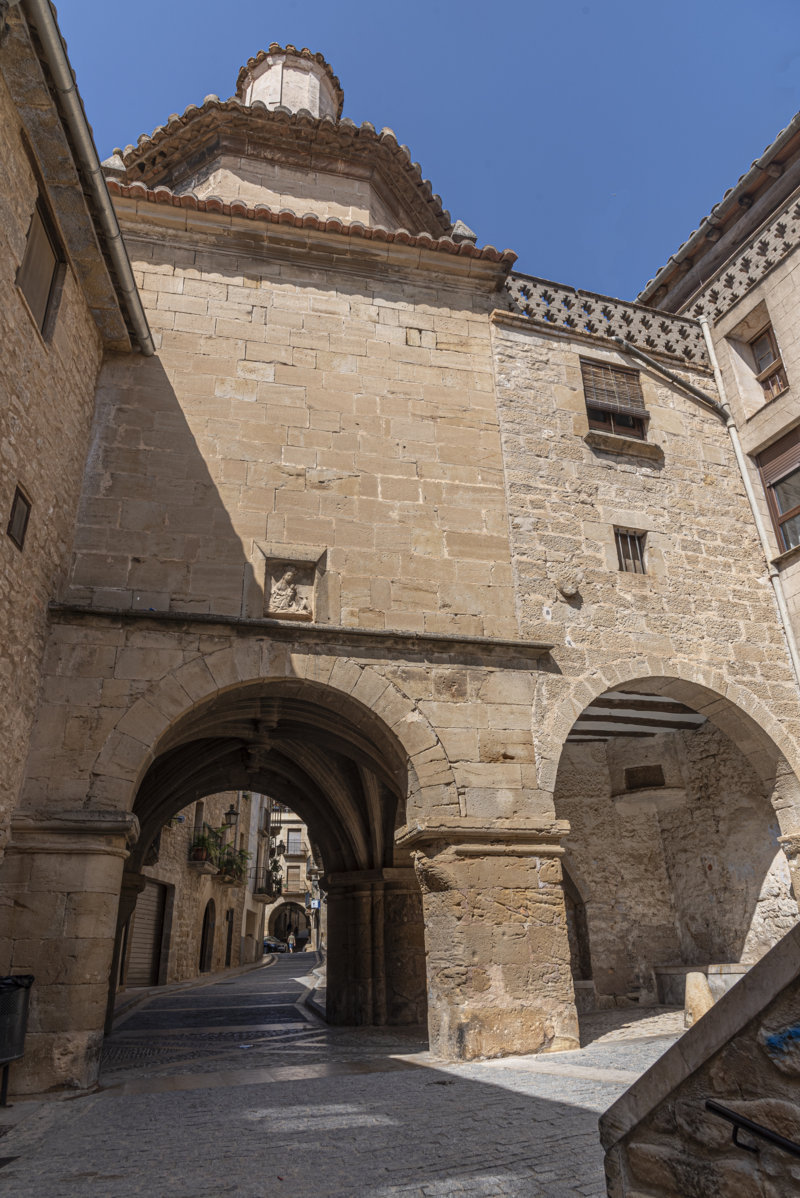 Teruel - Calaceite 14 - Portal de Orta.jpg